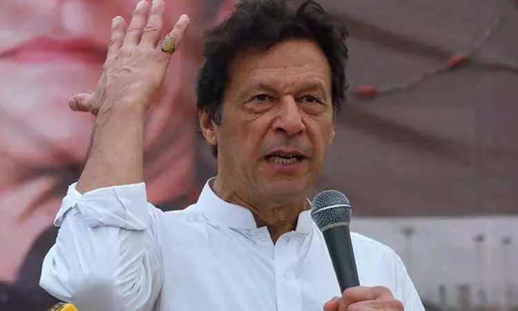 Imran Khan Slams Pak’s Ex Army Chief  .